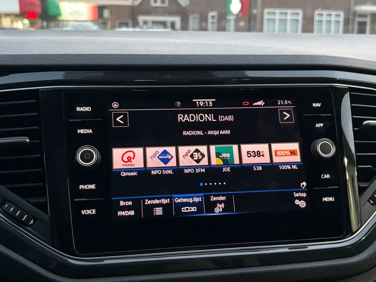 1.5 TSI Sport Business R,Apple Carplay navigatie,Pano,Camera,Climate Control