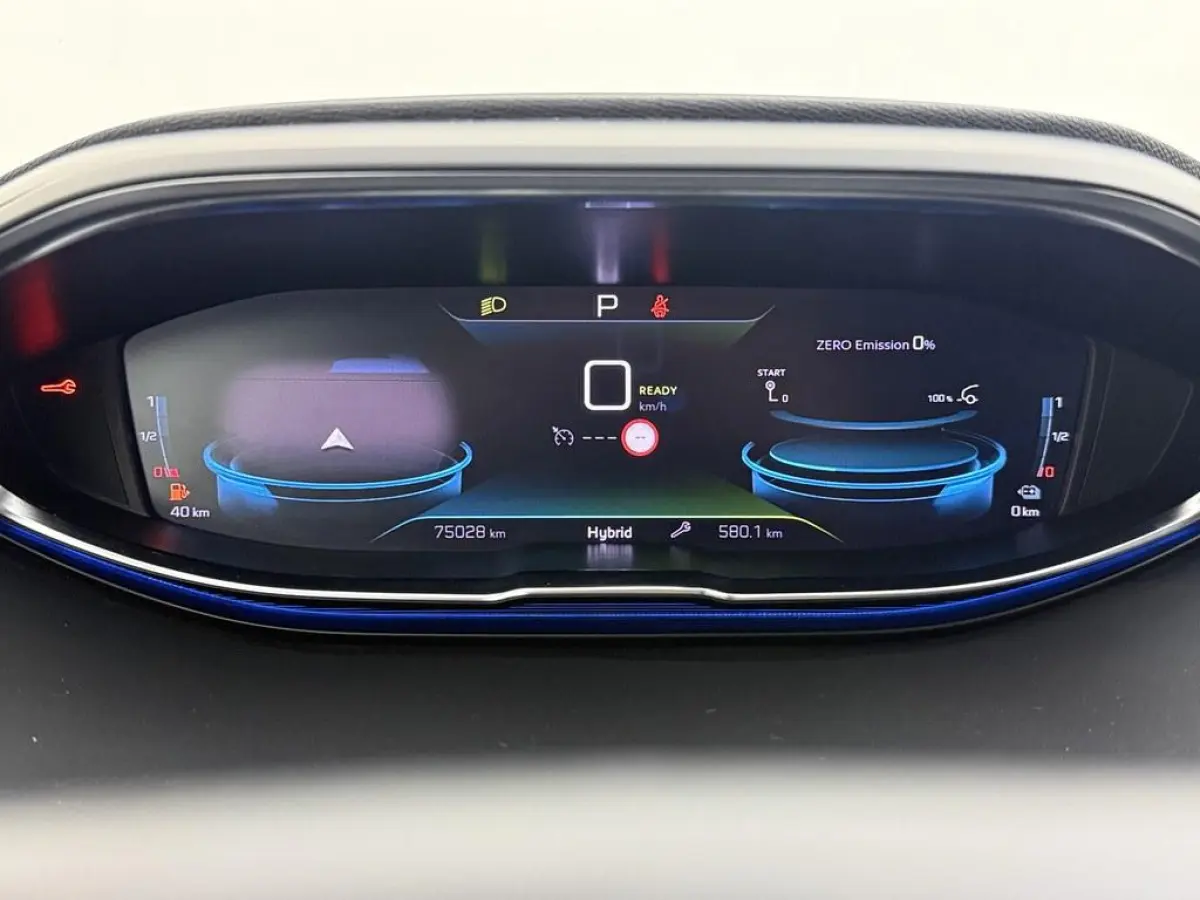 1.6 HYbrid 225pk Allure Camera/Keyless/4S.Banden/ Nav/Stoelverw./CarPlay/Led/H.Leder