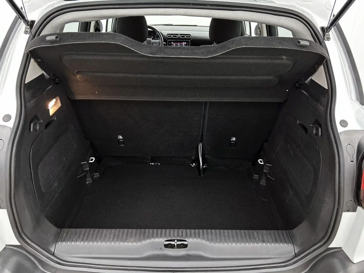 1.2 110pk S&S Business | Trekhaak | Apple Carplay/Android Auto | Climate Control | Cruise Control | Bluetooth | LED | Isofix | Parkeersensoren |