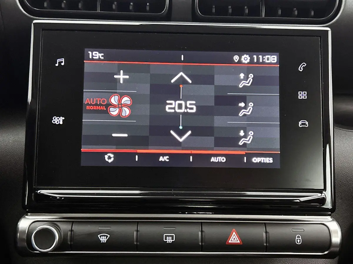 1.2 110pk S&S Business | Trekhaak | Apple Carplay/Android Auto | Climate Control | Cruise Control | Bluetooth | LED | Isofix | Parkeersensoren |
