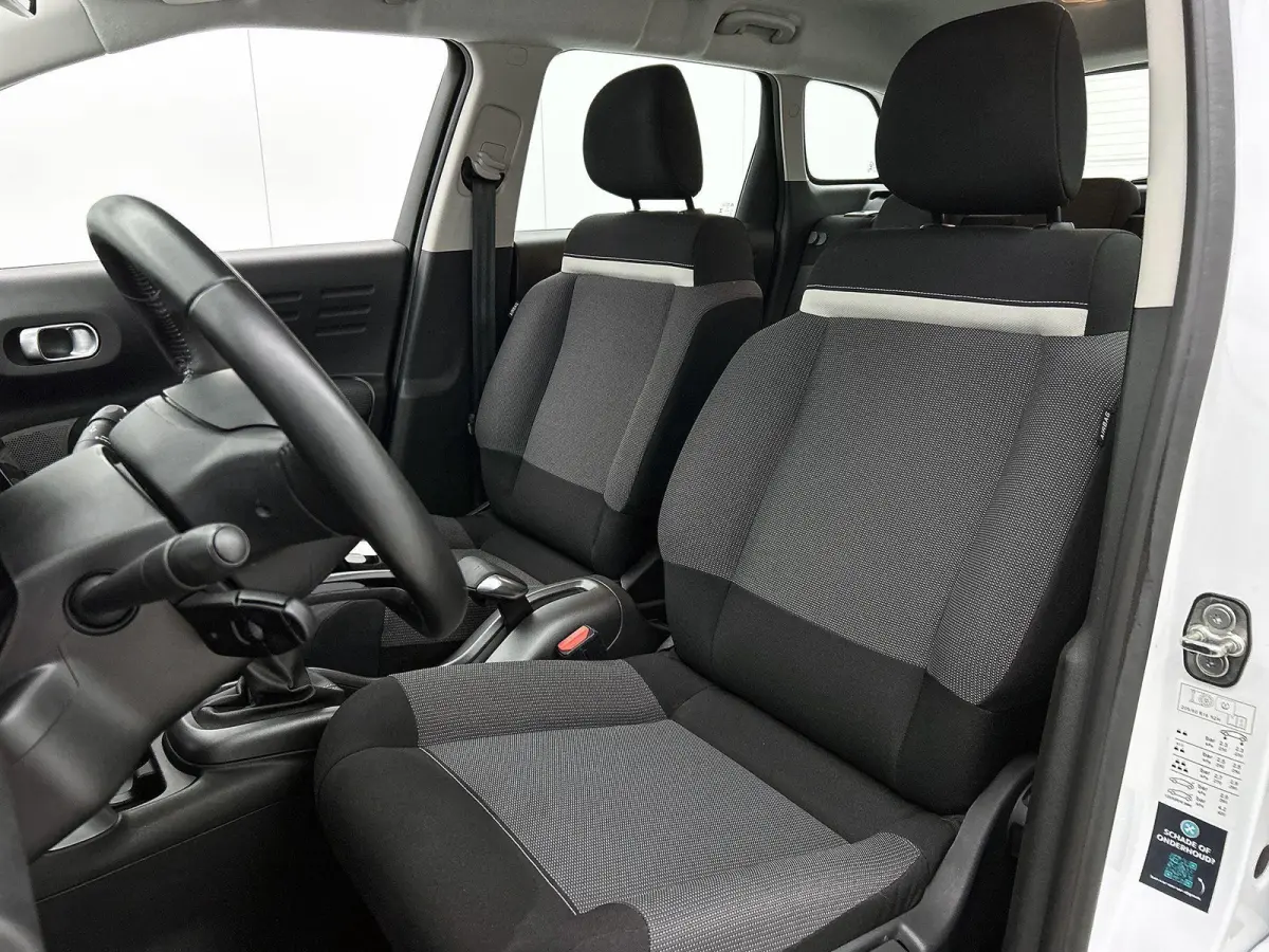 1.2 110pk S&S Business | Trekhaak | Apple Carplay/Android Auto | Climate Control | Cruise Control | Bluetooth | LED | Isofix | Parkeersensoren |