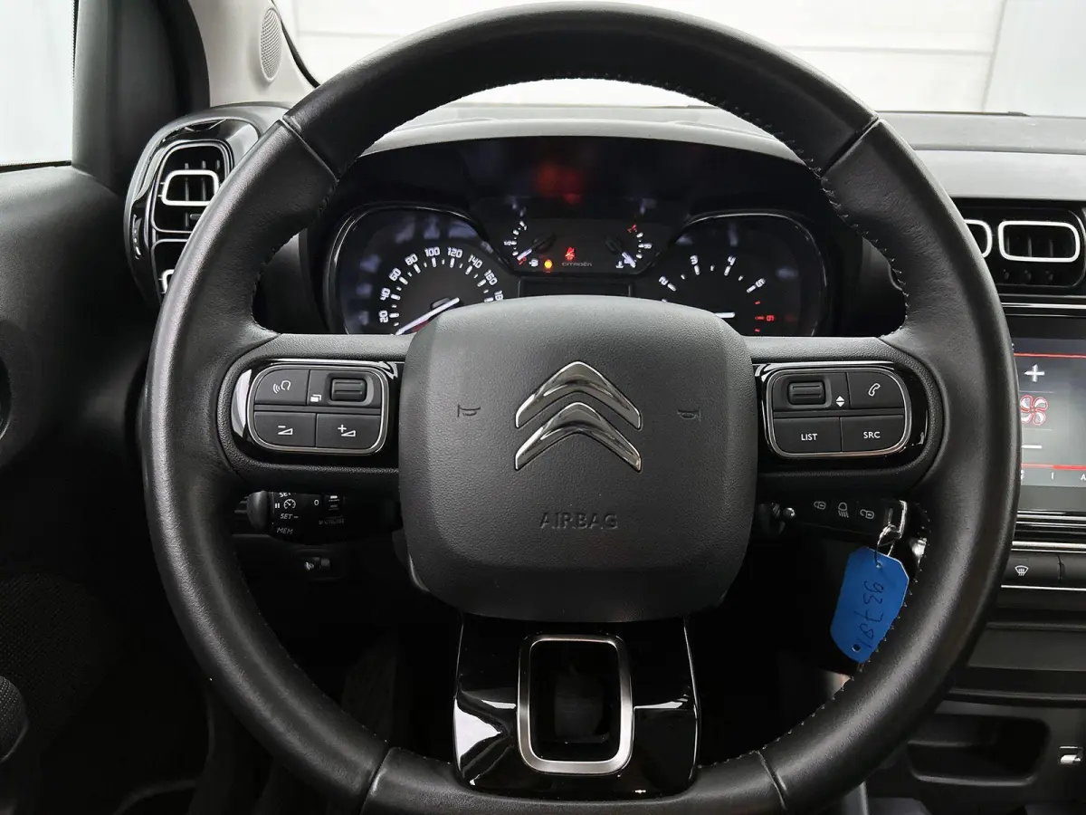 1.2 110pk S&S Business | Trekhaak | Apple Carplay/Android Auto | Climate Control | Cruise Control | Bluetooth | LED | Isofix | Parkeersensoren |