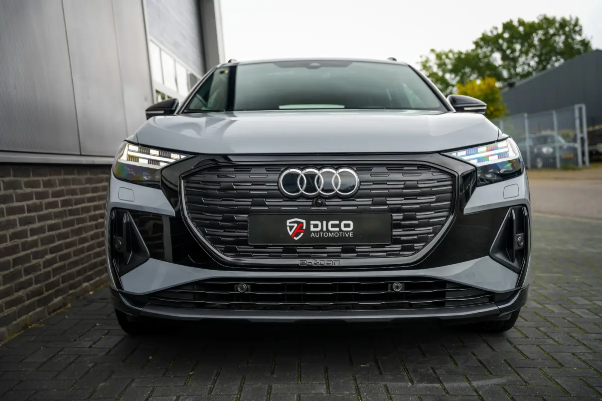 50 Quattro 299 pk 77 kWh S-Edition/ BTW-Auto/ Pano-Dak/ AR-Head-Up/ Sonos/ Matrix-Led/ Adap.Cruise/ Sport-Stoelen/ Stoel.Verw/ Camera/ 21'' LMV