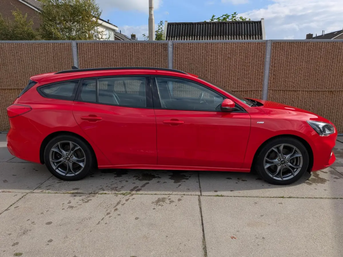 1.0 EcoBoost Hybrid ST Line Afn.Trekh