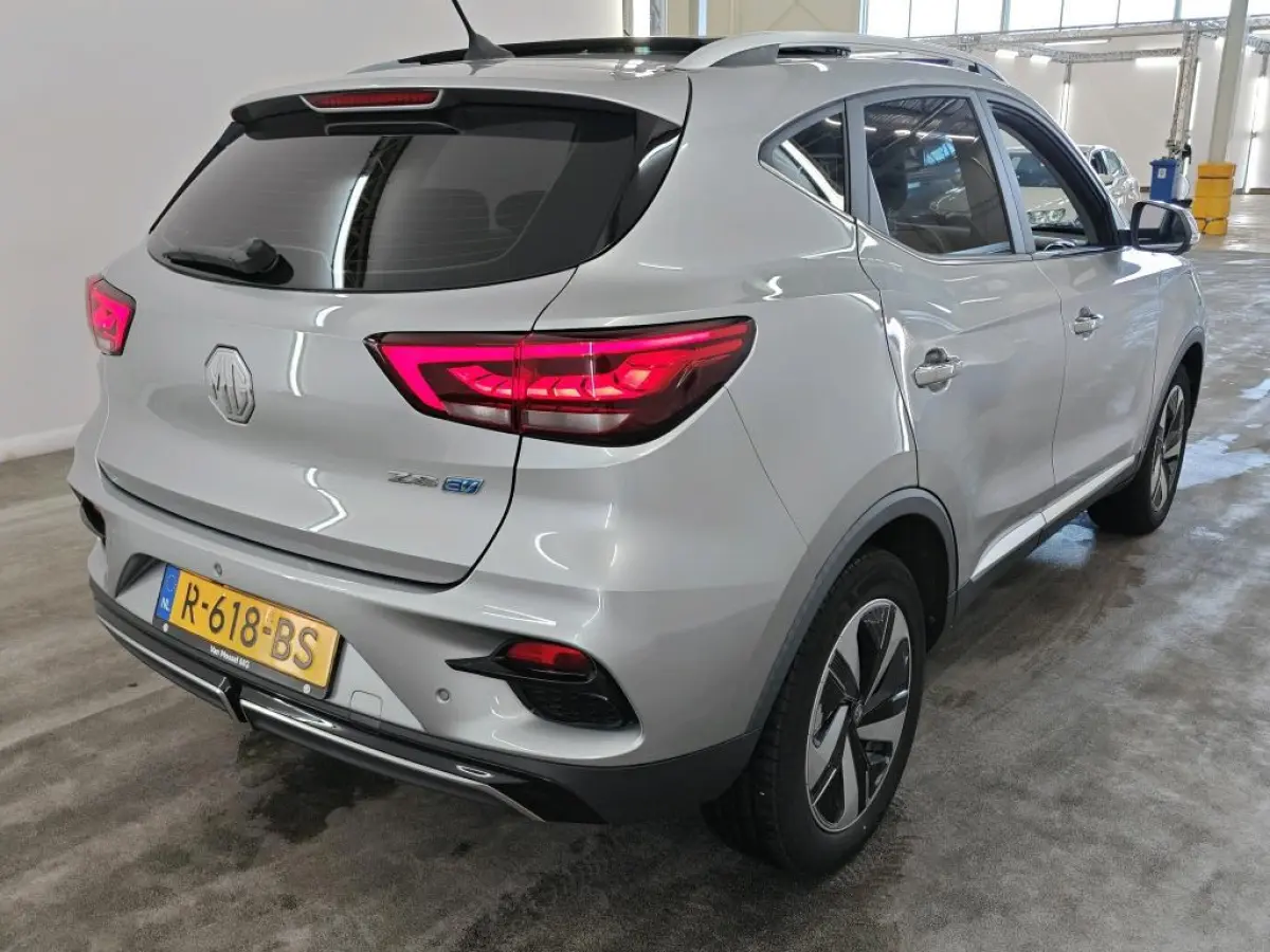 MG EV Standard Range Luxury 50 kWh PANO SOH 91% LEER CAMERA