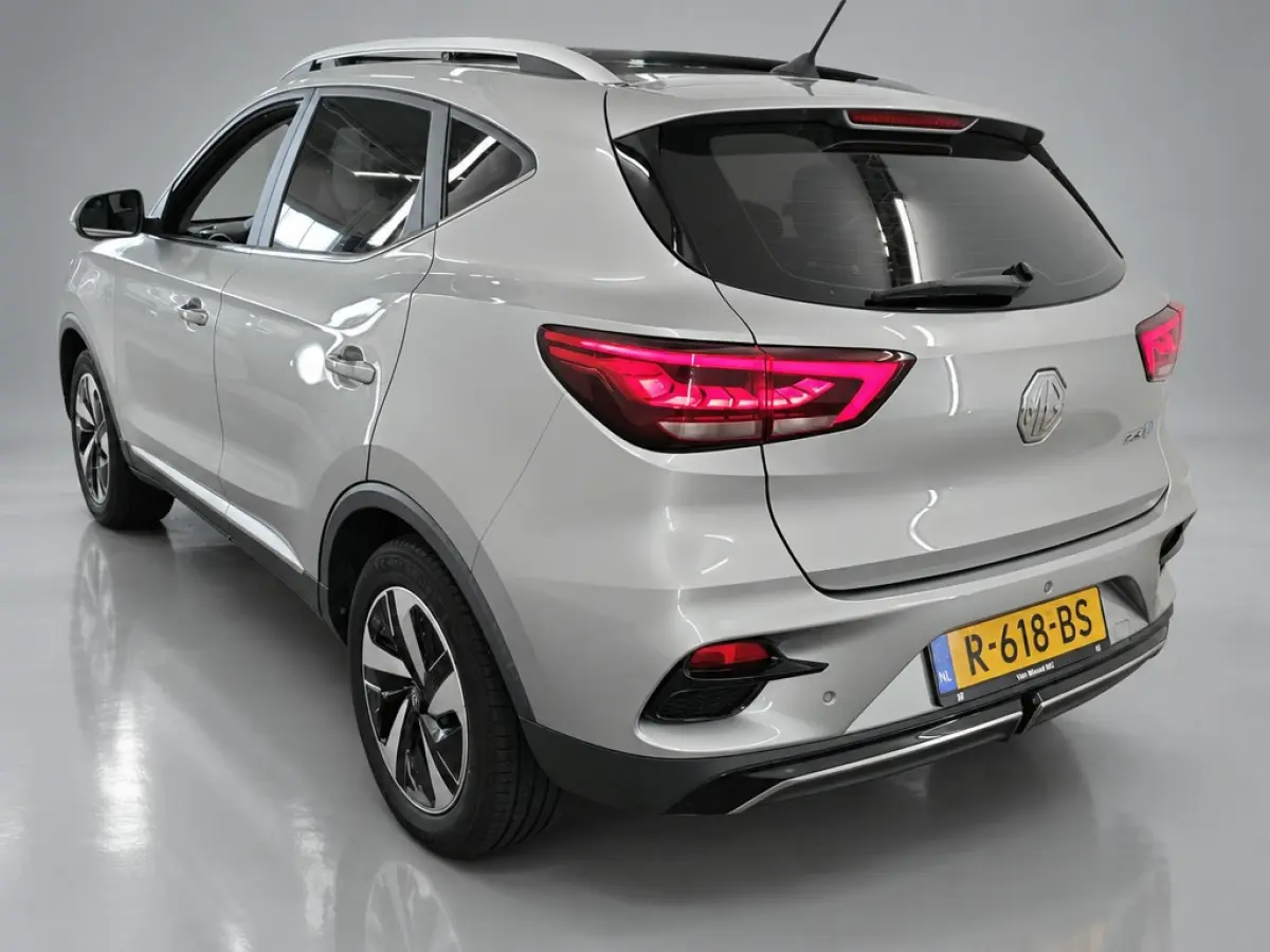 MG EV Standard Range Luxury 50 kWh PANO SOH 91% LEER CAMERA