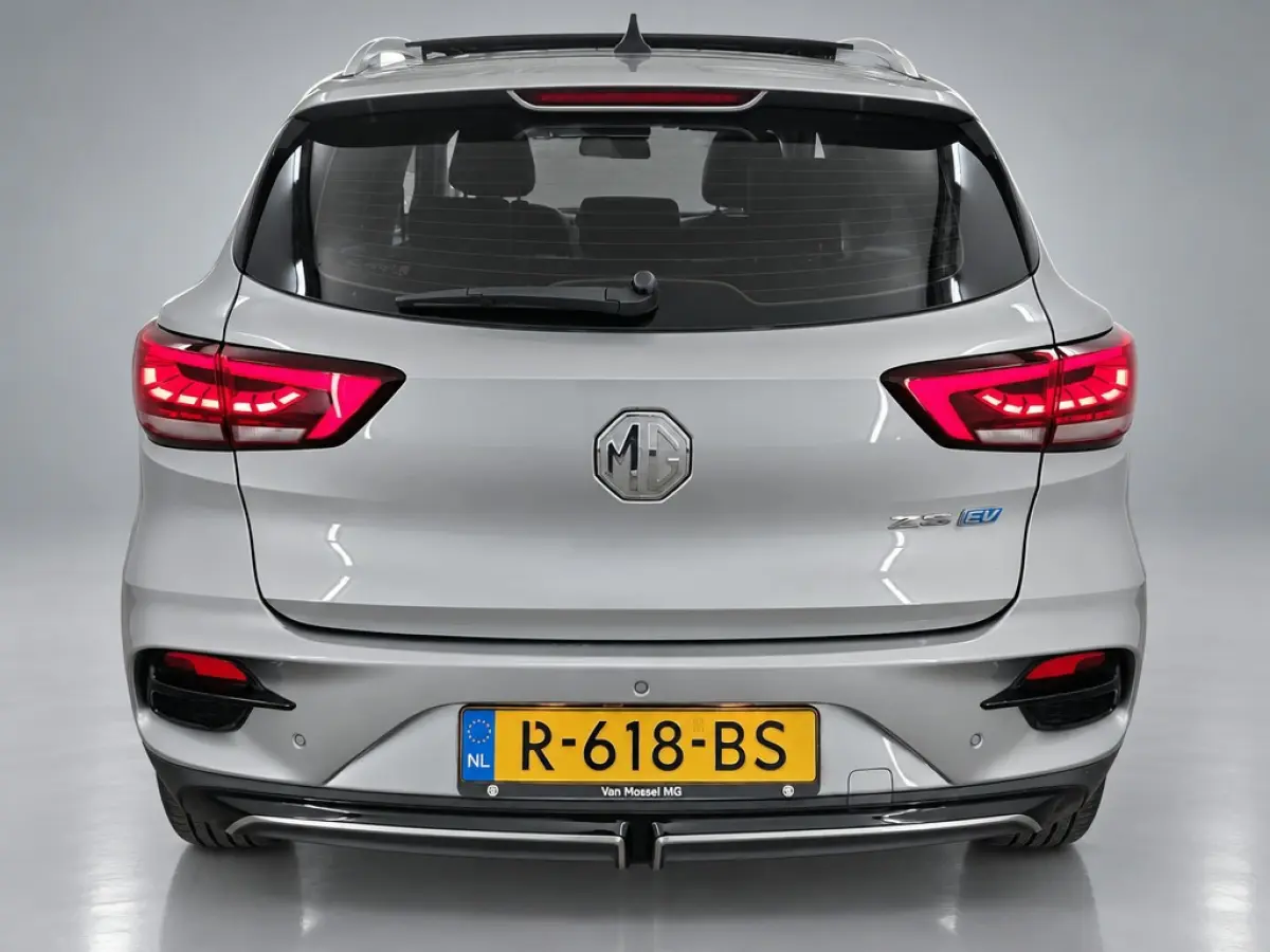 MG EV Standard Range Luxury 50 kWh PANO SOH 91% LEER CAMERA