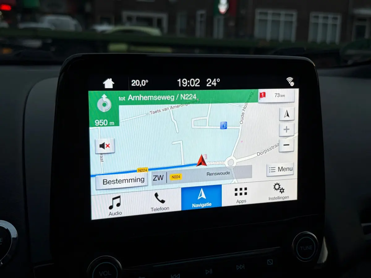 1.0 EcoBoost Titanium,Navigatie,Stoel/Stuurverwaming,Apple Carplay/ Android Auto