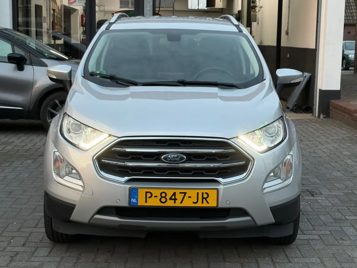 1.0 EcoBoost Titanium,Navigatie,Stoel/Stuurverwaming,Apple Carplay/ Android Auto