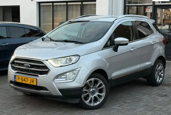 1.0 EcoBoost Titanium,Navigatie,Stoel/Stuurverwaming,Apple Carplay/ Android Auto