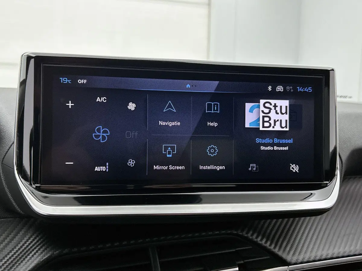 1.2 100pk Business Automaat | VOORRAAD VOORDEEL | Navigatie | Climate Control | Cruise Control | Parkeersensoren | LED | Apple Carplay/Android Auto |