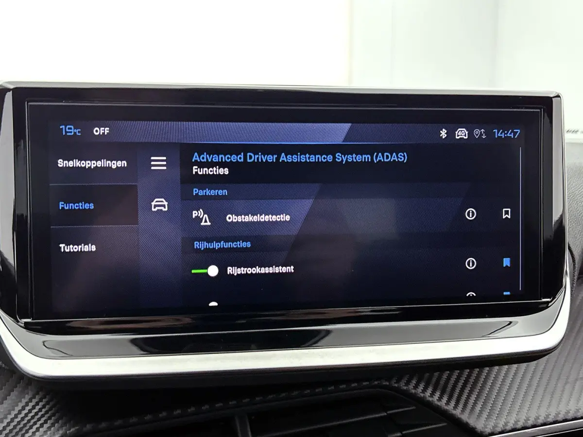 1.2 100pk Business Automaat | VOORRAAD VOORDEEL | Navigatie | Climate Control | Cruise Control | Parkeersensoren | LED | Apple Carplay/Android Auto |