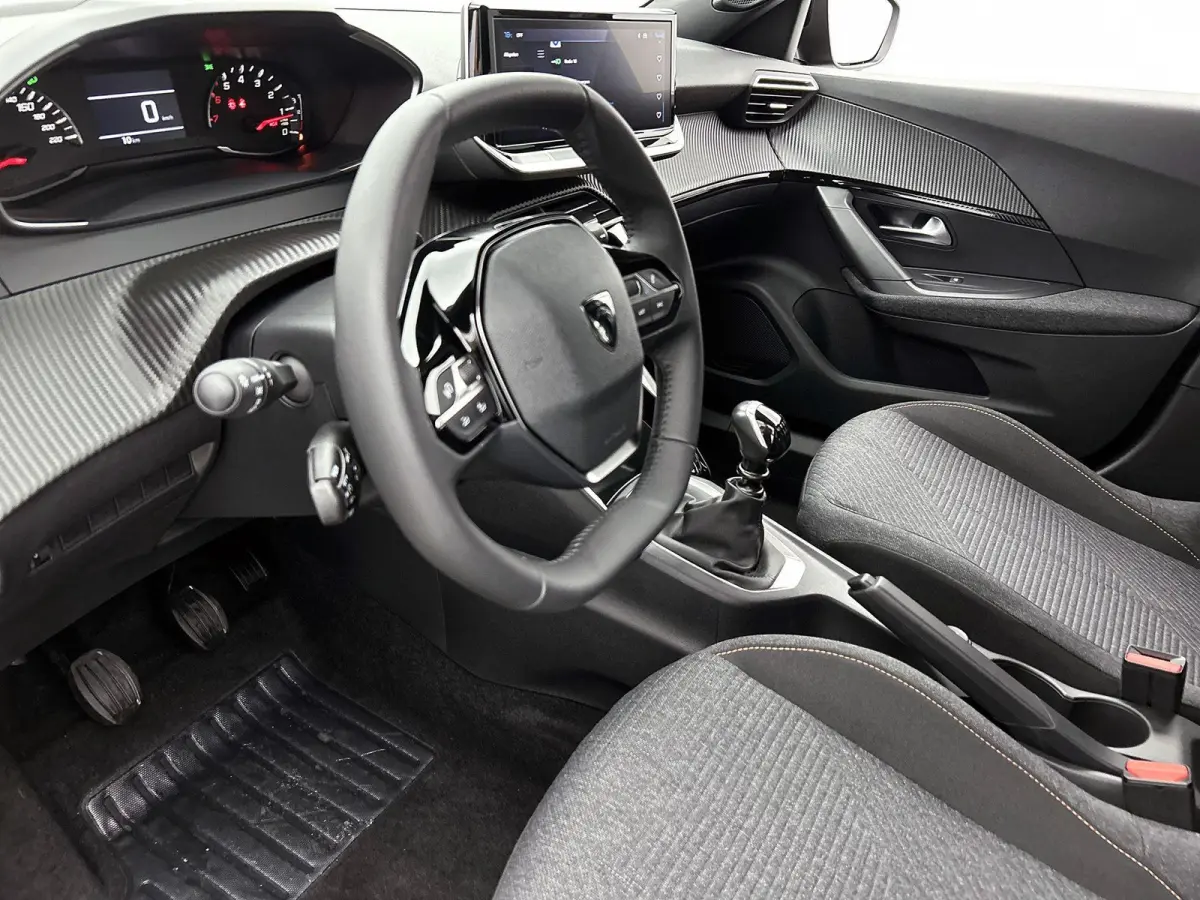 1.2 100pk Business Automaat | VOORRAAD VOORDEEL | Navigatie | Climate Control | Cruise Control | Parkeersensoren | LED | Apple Carplay/Android Auto |