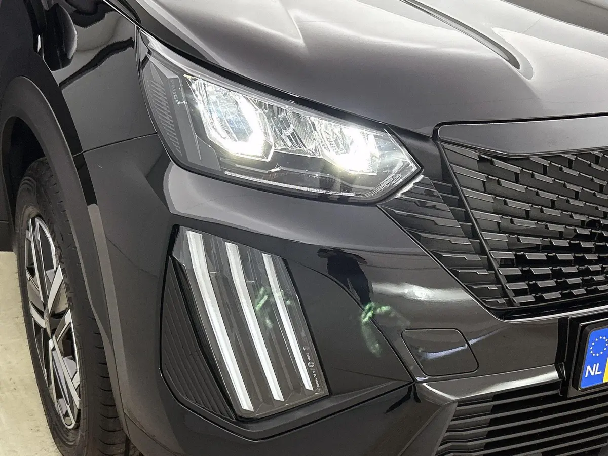 1.2 100pk Business Automaat | VOORRAAD VOORDEEL | Navigatie | Climate Control | Cruise Control | Parkeersensoren | LED | Apple Carplay/Android Auto |