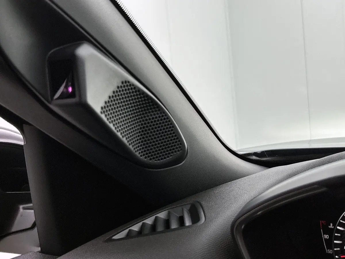 1.2 100pk Business Automaat | VOORRAAD VOORDEEL | Navigatie | Climate Control | Cruise Control | Parkeersensoren | LED | Apple Carplay/Android Auto |
