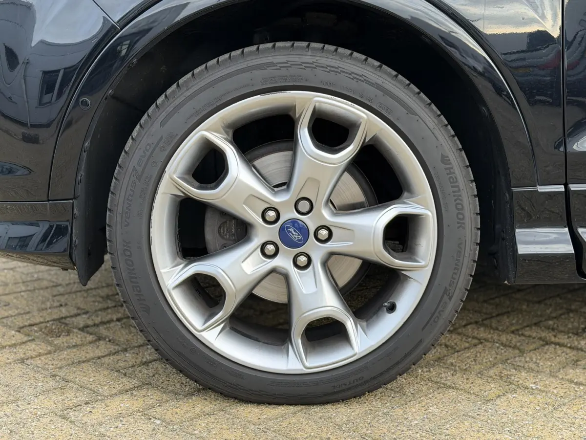 1.5 Titanium Styling Pack | Volledig Dealeronderhouden! | Zeer Nette Staat | Trekhaak 2000KG Trekgewicht | Achteruitrijcamera | SONY Audio | APK tot 09-09-2027 | Getint Glas | Parkeersensore