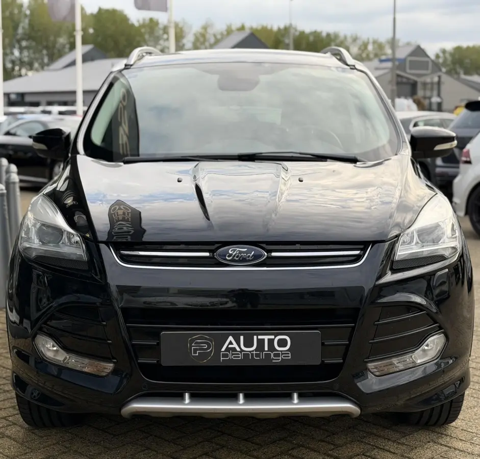 1.5 Titanium Styling Pack | Volledig Dealeronderhouden! | Zeer Nette Staat | Trekhaak 2000KG Trekgewicht | Achteruitrijcamera | SONY Audio | APK tot 09-09-2027 | Getint Glas | Parkeersensore