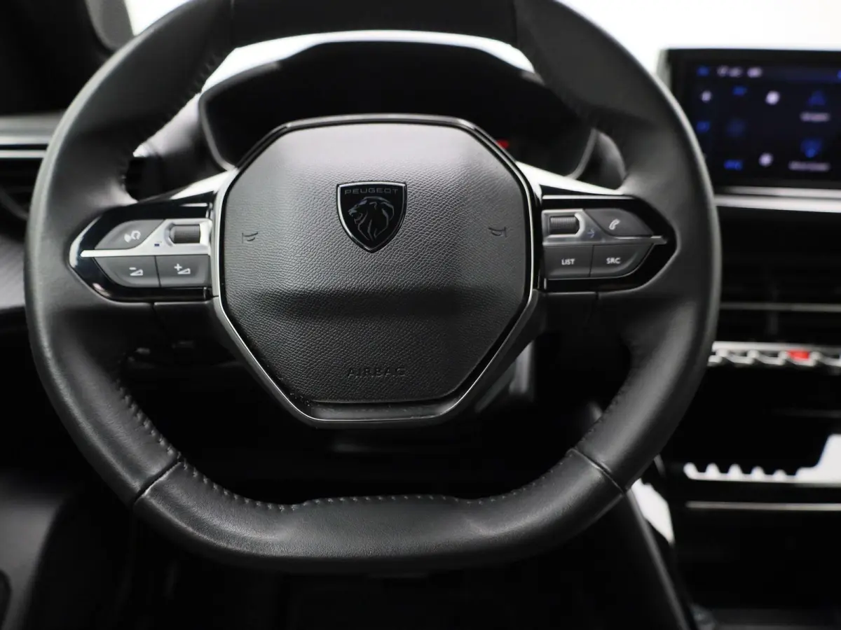 EV Allure 54 kWh | Automaat | Climate control | Virtual cockpit | Navigatie | Cruise control | Half-Leder | LMV | Parkeer sensoren | LED | Camera |