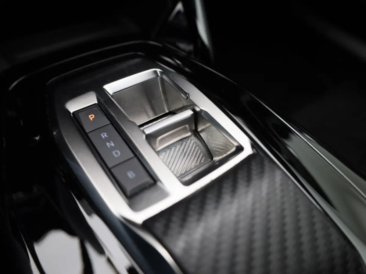 EV Allure 54 kWh | Automaat | Climate control | Virtual cockpit | Navigatie | Cruise control | Half-Leder | LMV | Parkeer sensoren | LED | Camera |