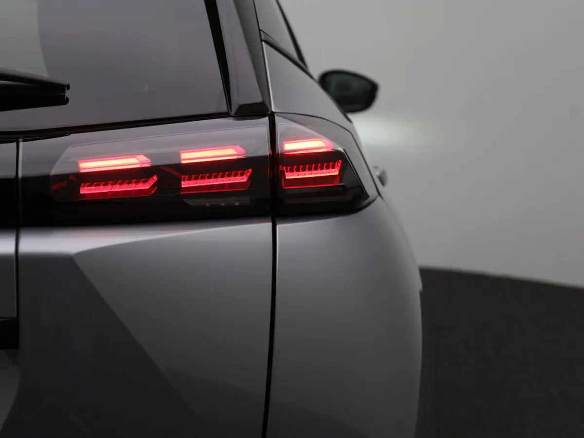 EV Allure 54 kWh | Automaat | Climate control | Virtual cockpit | Navigatie | Cruise control | Half-Leder | LMV | Parkeer sensoren | LED | Camera |
