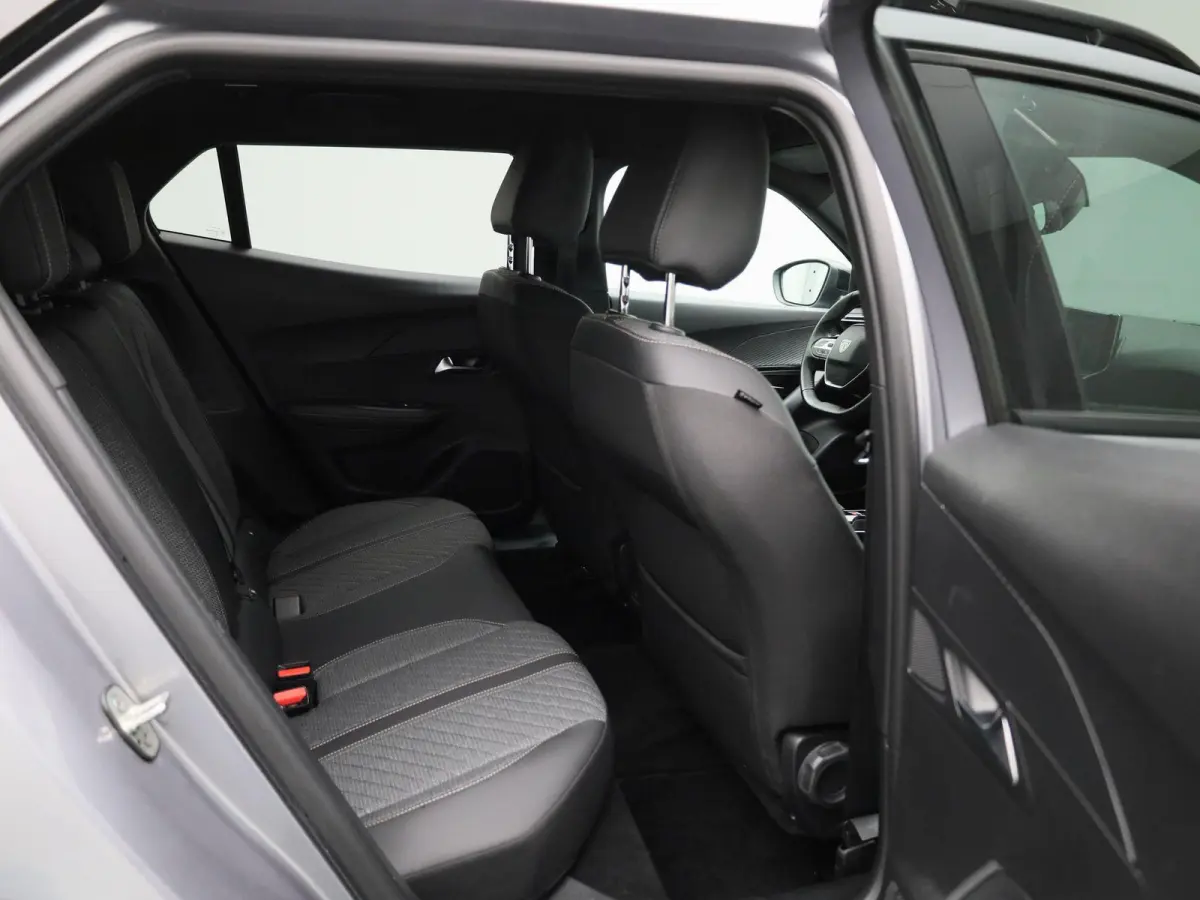 EV Allure 54 kWh | Automaat | Climate control | Virtual cockpit | Navigatie | Cruise control | Half-Leder | LMV | Parkeer sensoren | LED | Camera |