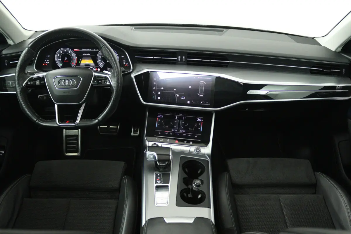 55 TFSI e quattro Competition (PANORAMADAK, TREKHAAK, CAMERA, STOELVERWARMING, DEALER ONDERHOUDEN)