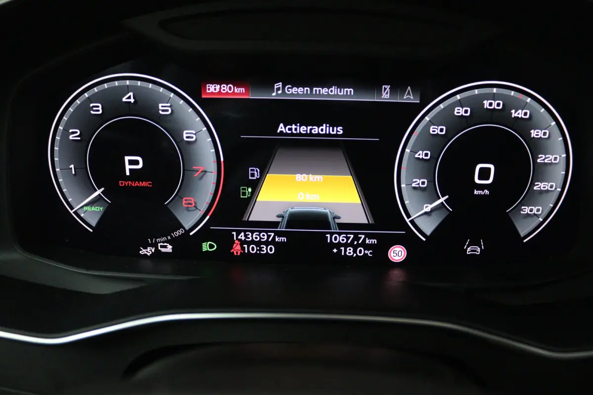 55 TFSI e quattro Competition (PANORAMADAK, TREKHAAK, CAMERA, STOELVERWARMING, DEALER ONDERHOUDEN)