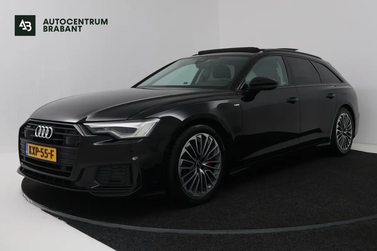 55 TFSI e quattro Competition (PANORAMADAK, TREKHAAK, CAMERA, STOELVERWARMING, DEALER ONDERHOUDEN)