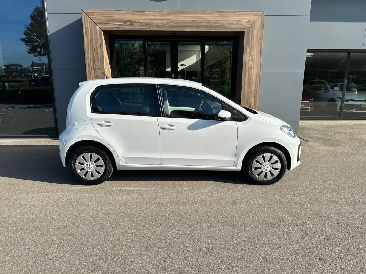 Up! Move Up! 65pk 1.0 5-deurs | Camera | Cruise | Airco | Bluetooth | PDC | Rijklaar incl. 1 jaar Bovag garantie