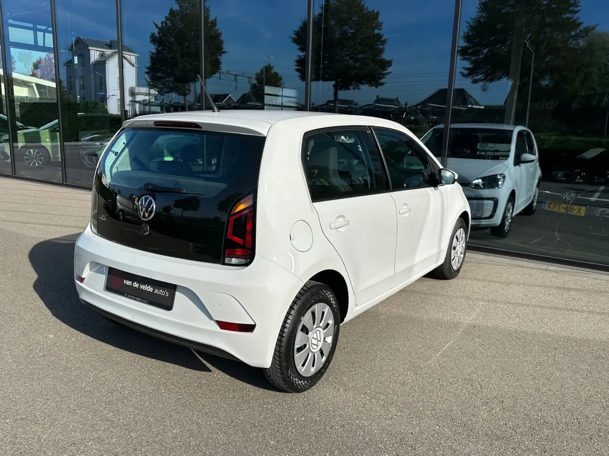Up! Move Up! 65pk 1.0 5-deurs | Camera | Cruise | Airco | Bluetooth | PDC | Rijklaar incl. 1 jaar Bovag garantie