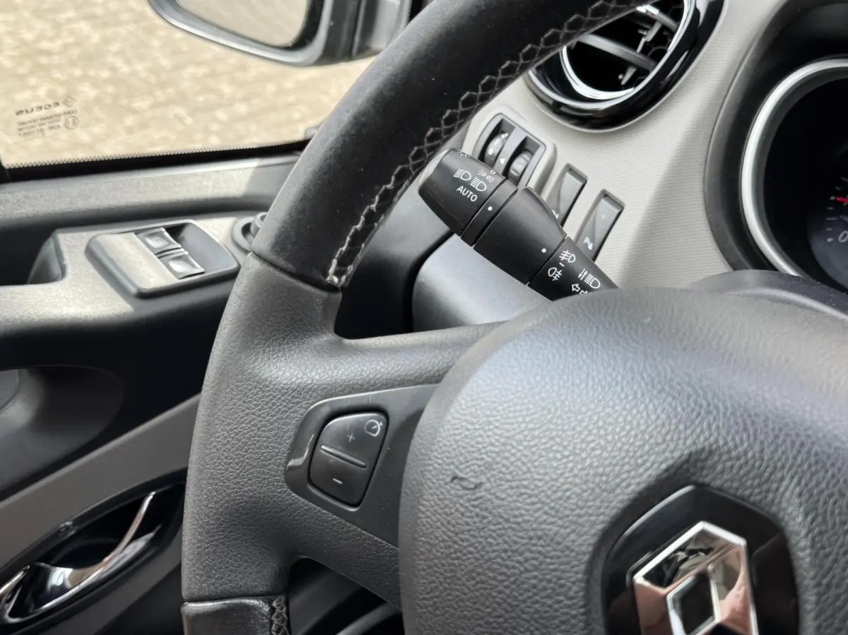 bestel 1.6 dCi T29 L2H1 DC Formula Edition Energy