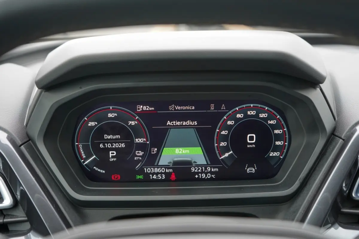 35 L ed S Com 55 kWh | 93,59% SOH | 3X S-line | Martix | Adap. Cruise