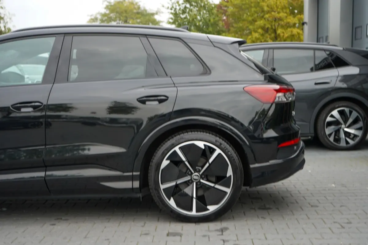 35 L ed S Com 55 kWh | 93,59% SOH | 3X S-line | Martix | Adap. Cruise
