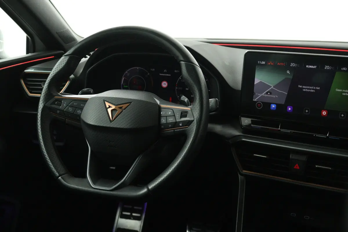 1.4 e-Hybrid VZ 245PK (STOELVERWARMING, STUURVERWARMING, CRUISE ADAPTIEF)