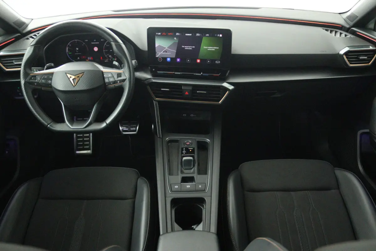 1.4 e-Hybrid VZ 245PK (STOELVERWARMING, STUURVERWARMING, CRUISE ADAPTIEF)
