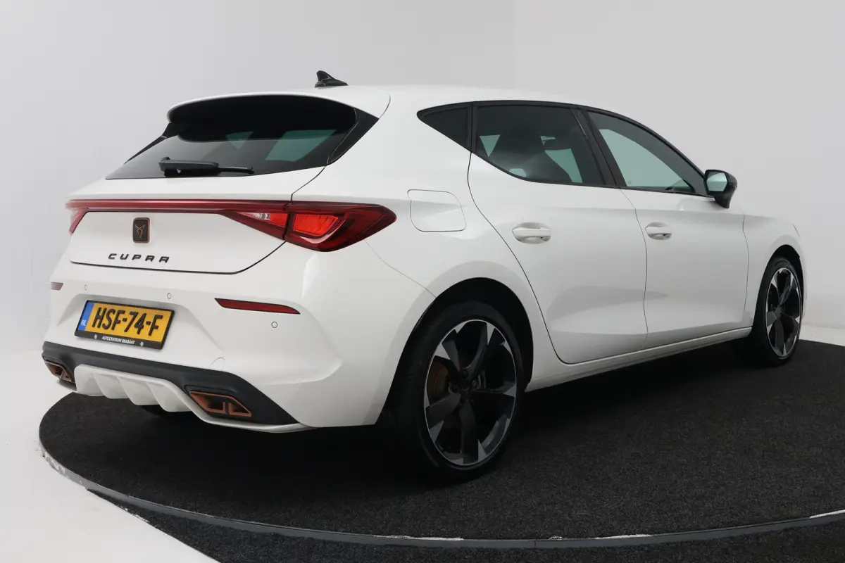 1.4 e-Hybrid VZ 245PK (STOELVERWARMING, STUURVERWARMING, CRUISE ADAPTIEF)