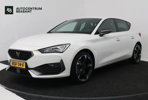 1.4 e-Hybrid VZ 245PK (STOELVERWARMING, STUURVERWARMING, CRUISE ADAPTIEF)