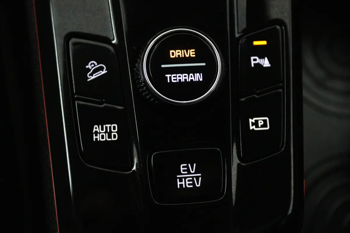 1.6 T-GDi Plug-in Hybrid AWD DynamicPlusLine (PANORAMADAK, TREKHAAK, CAMERA, STOEL/STUURVERWARMING)