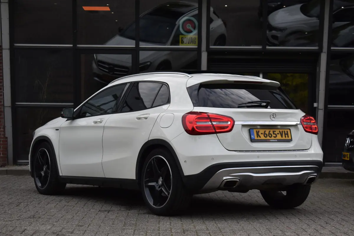 250 4Matic Edition 1 Pano ACC Camera Trekhaak