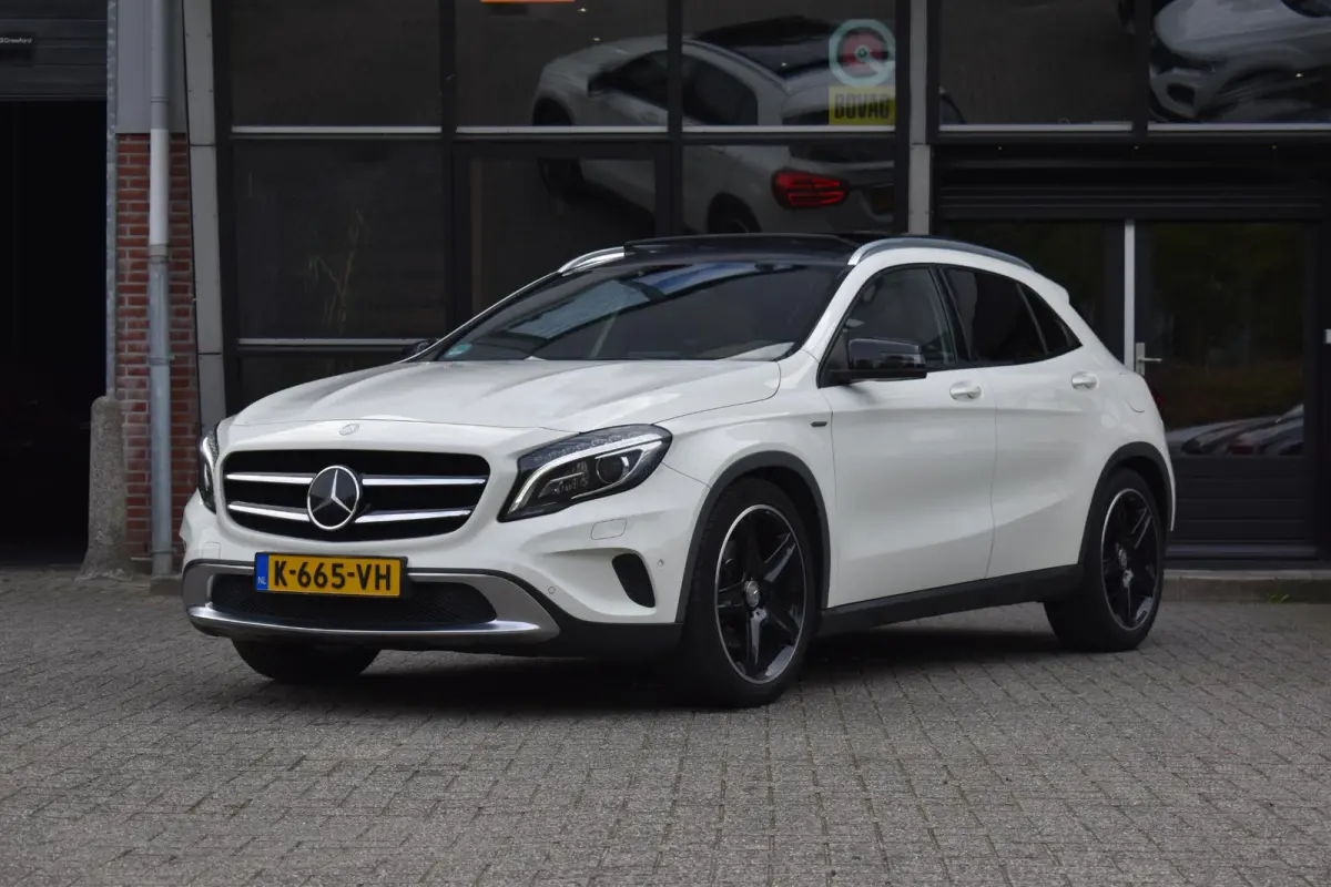 250 4Matic Edition 1 Pano ACC Camera Trekhaak