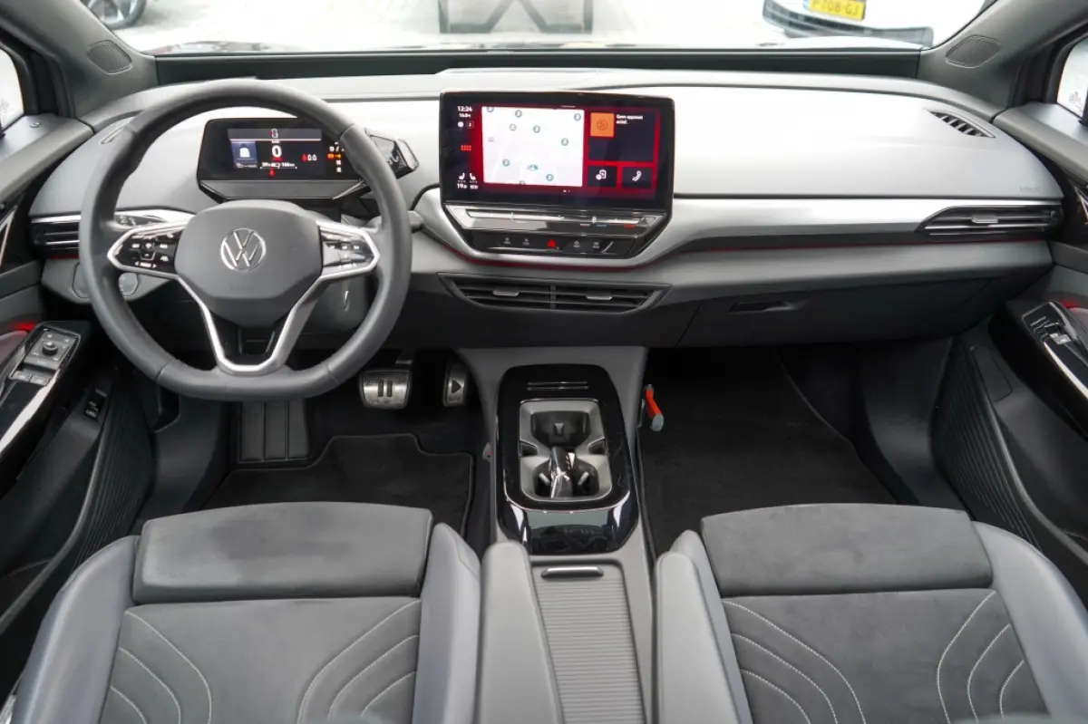 Pro 77 kWh | 95,39% SOH | Pano | IQ | Massage | Headup |