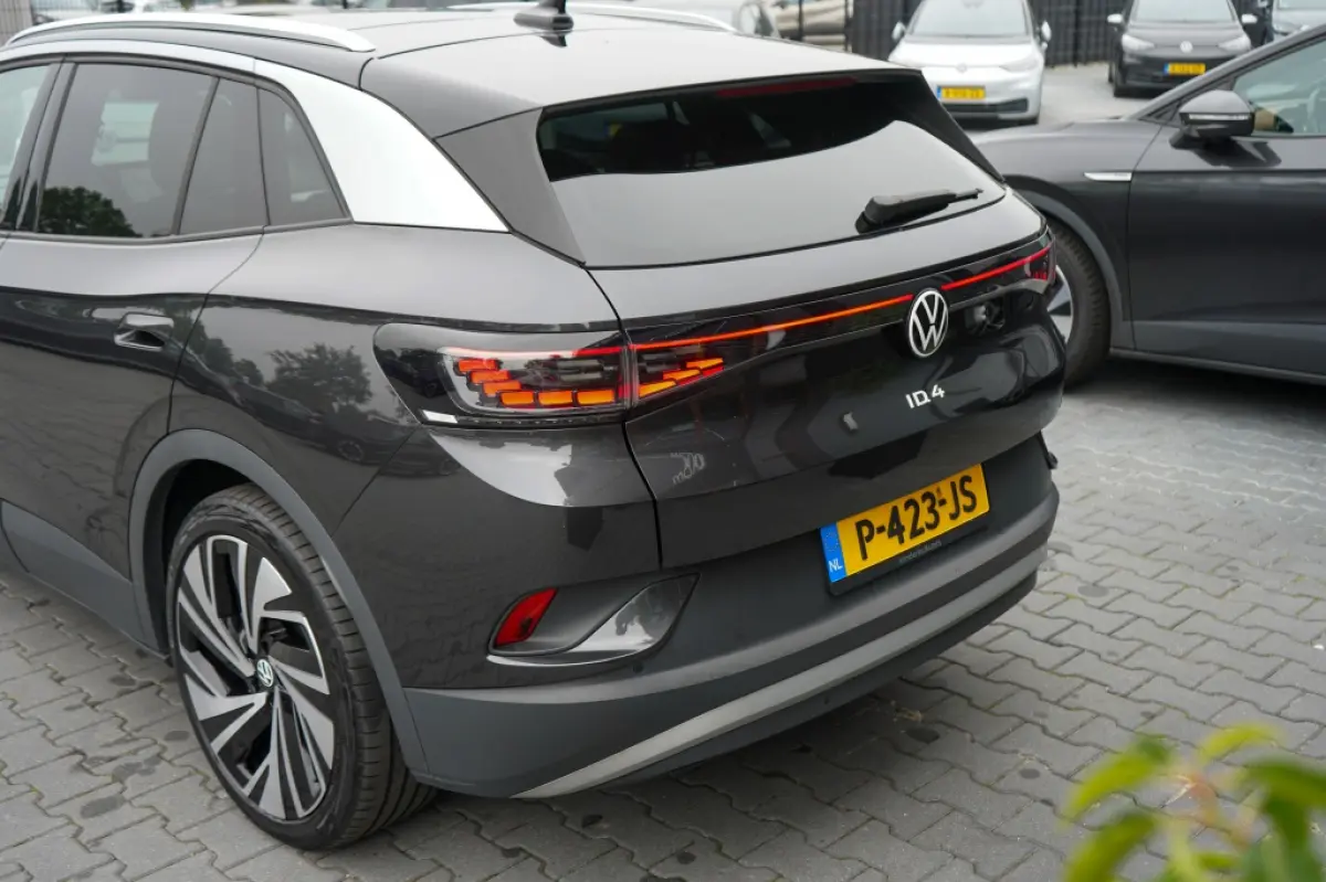 Pro 77 kWh | 95,39% SOH | Pano | IQ | Massage | Headup |