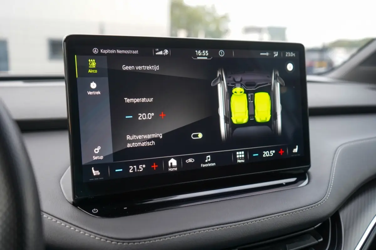 80 Sportline | 90.06% SOH | Matrix | Camera | Adap. Cruise | Carplay
