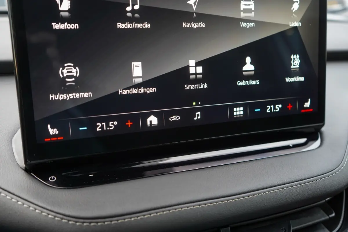 80 Sportline | 90.06% SOH | Matrix | Camera | Adap. Cruise | Carplay
