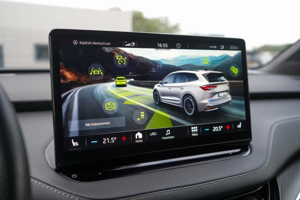 80 Sportline | 90.06% SOH | Matrix | Camera | Adap. Cruise | Carplay