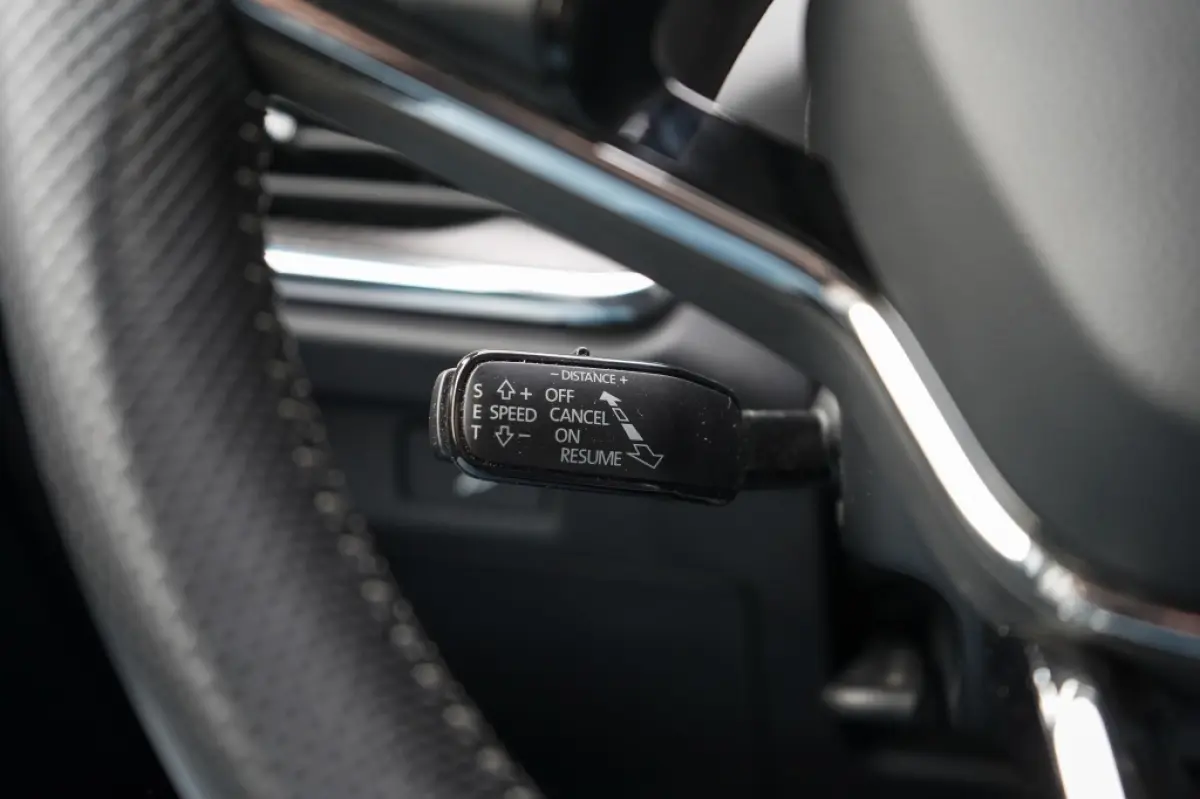 80 Sportline | 90.06% SOH | Matrix | Camera | Adap. Cruise | Carplay