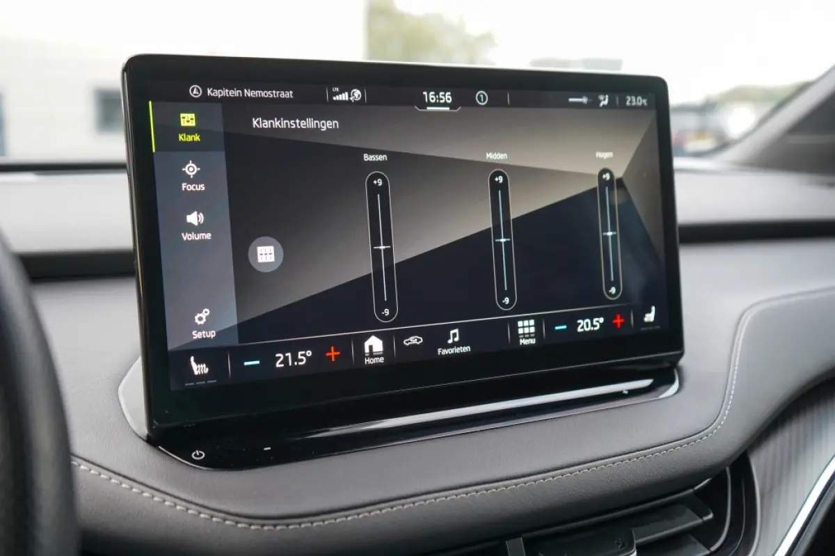 80 Sportline | 90.06% SOH | Matrix | Camera | Adap. Cruise | Carplay