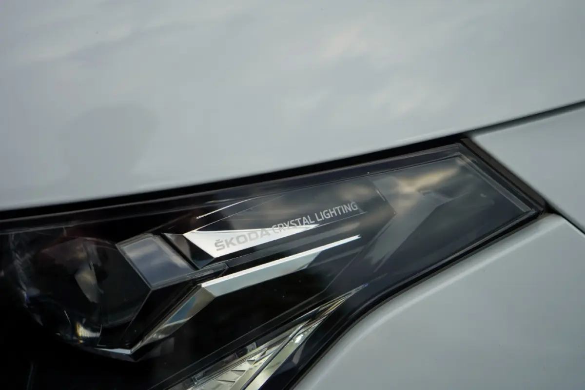 80 Sportline | 90.06% SOH | Matrix | Camera | Adap. Cruise | Carplay