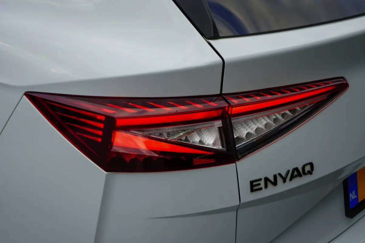 80 Sportline | 90.06% SOH | Matrix | Camera | Adap. Cruise | Carplay