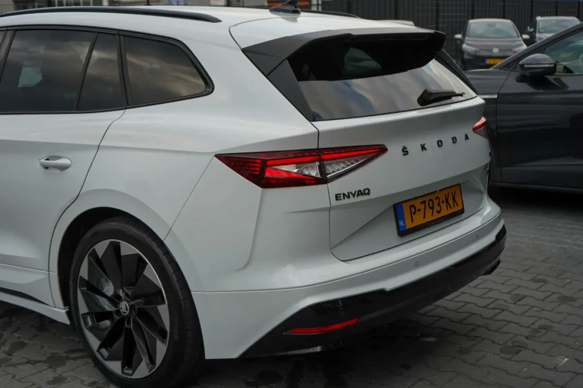 80 Sportline | 90.06% SOH | Matrix | Camera | Adap. Cruise | Carplay